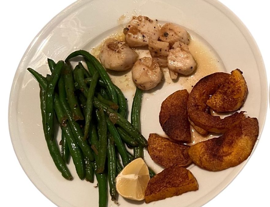 Scallops With Sauteed Green Beans and Baked Butternut Squash Recipe